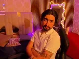 maximus_tay