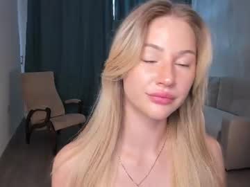 mia_magnusen