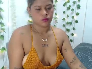 mia_velour
