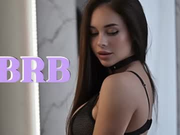 naughty_emihill1