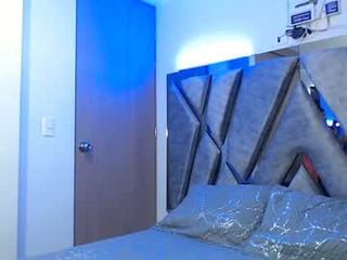 nick_hot2
