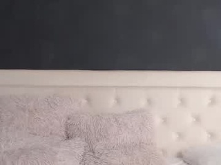 nicoleversus