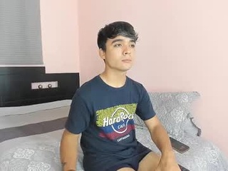 noah_big_cock_