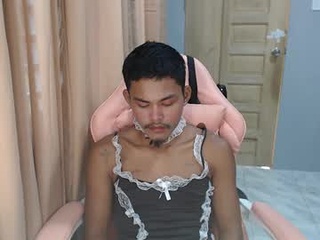 pinoy_hot_moreno