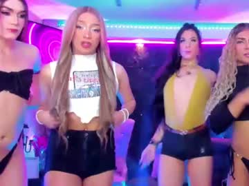 queens_wonders_hot