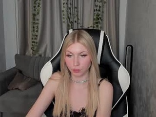 rachel_gloss