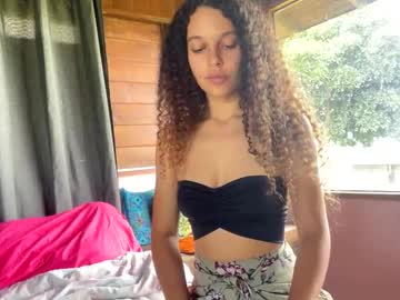 rati_curly