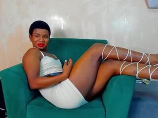 sabrina_caliente