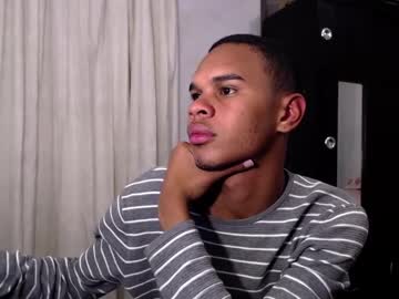 santihot_15