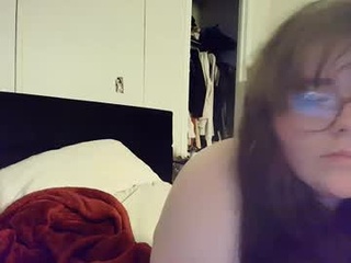 sassysubmissivee