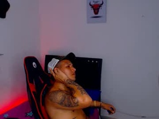 sexywhite_col