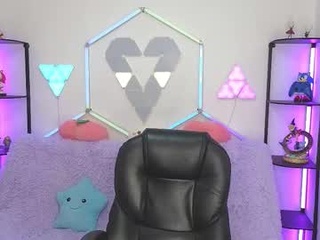 tiny_vixen_