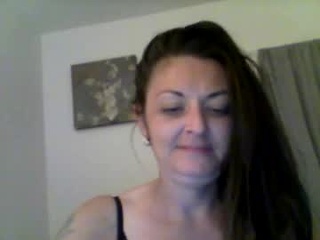 tinyassbossymilf