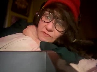 tomboy_titties