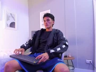 tyler_fox_