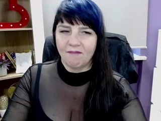 velvet_gloria