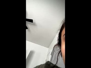 yvettelolaax