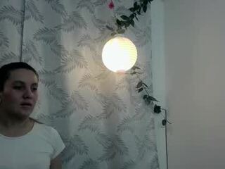 zoe_velvet